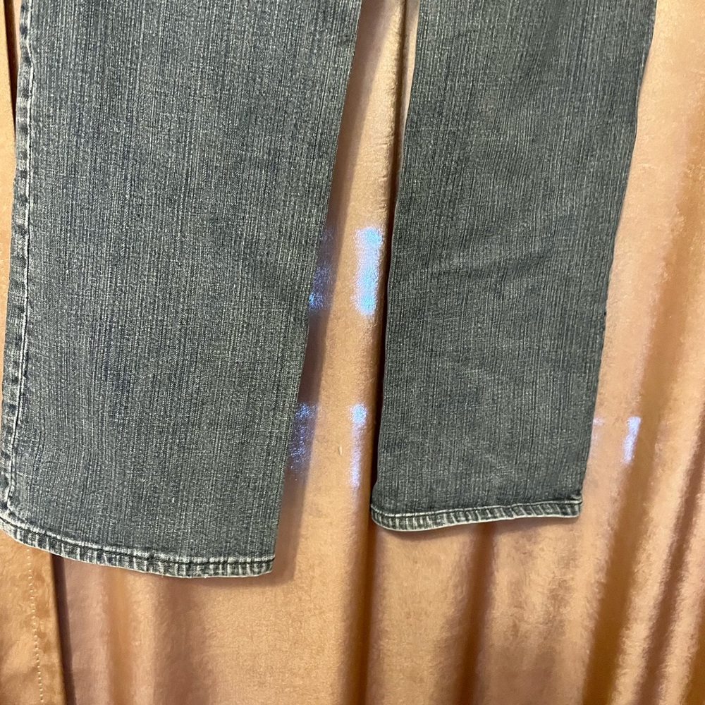 Chico’s Jeans Size 2 platinum rhinestone pockets - Picture 8 of 8